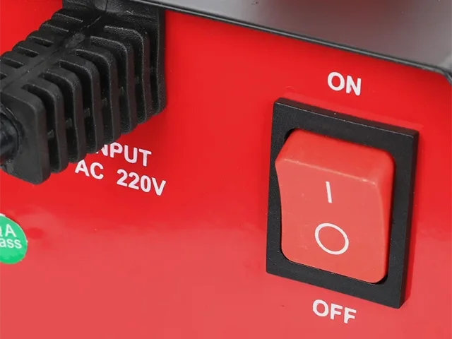 Сварочный инвертор PMI220-C2 IGBT